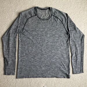 Lululemon metal vent tech long sleeve shirt